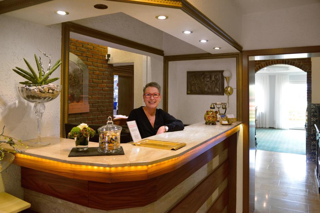 Trollinger Hof Hotel บาดเอินเฮาเซน ภายนอก รูปภาพ
